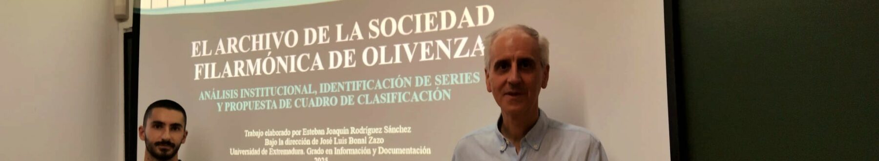 Esteban Joaquín Rodríguez Sánchez, vecino de Olivenza, ha querido basar su TFG de sus estudios de «Grado en Información y Documentación» de la Universidad de Extremadura, en el archivo de La Filarmónica de Olivenza